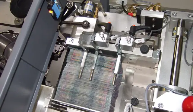 High capacity feeder 