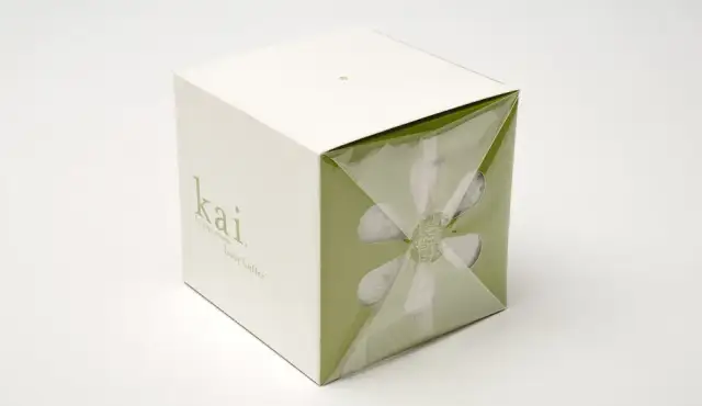 Cosmetic Carton Overwrap