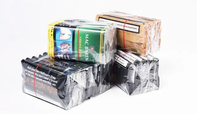 Agrupado y Envoltura de Bolsas de Tabaco