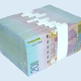 banded banknotes