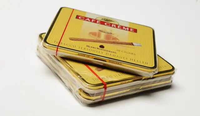 Cigar Carton Overwrap